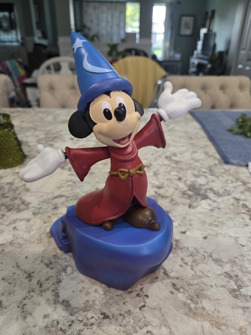 Disney D23 Sorcerer’s Apprentice MICKEY MOUSE Collector Statue 2026 Gold Member